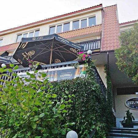Gosciniec Skolimowka Restauracja I Pokoje Ze Sniadaniem Na Kaszubach Chmielno Exterior photo