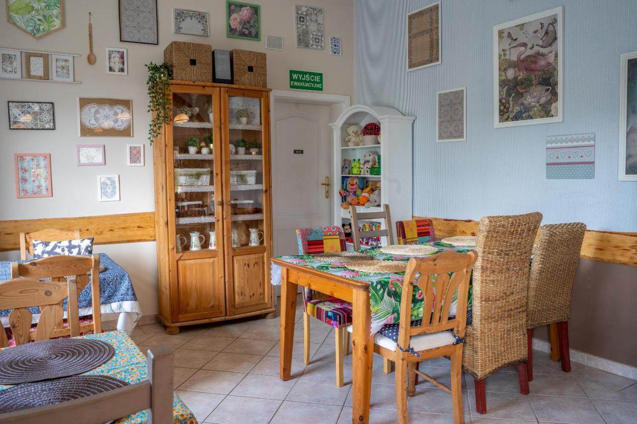Gosciniec Skolimowka Restauracja I Pokoje Ze Sniadaniem Na Kaszubach Chmielno Exterior photo